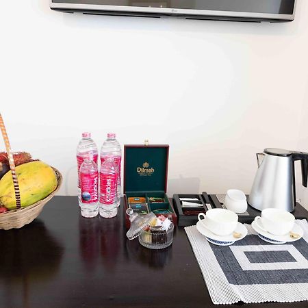 Lotus Colombo Guesthouse Екстер'єр фото